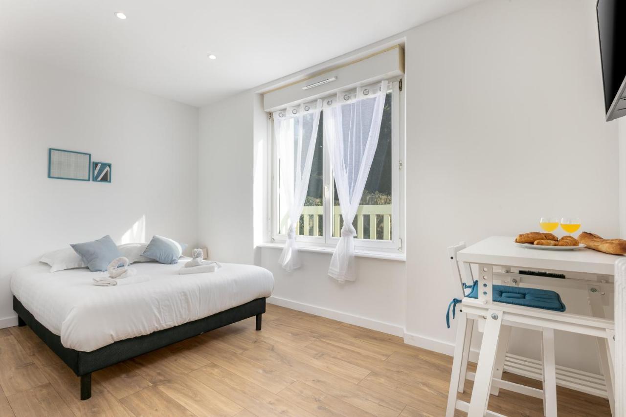 La Belle Poule : Chambre Spacieuse Avec Sdb Privative, Cuisine Et Salon Partages, Terrasse, Proche Facs Et Centre ブレスト エクステリア 写真